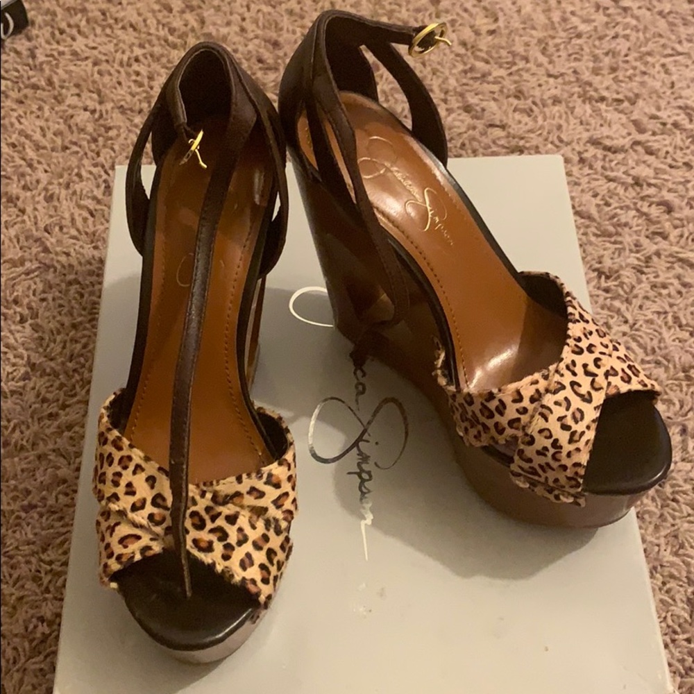 Leopard wedges heels